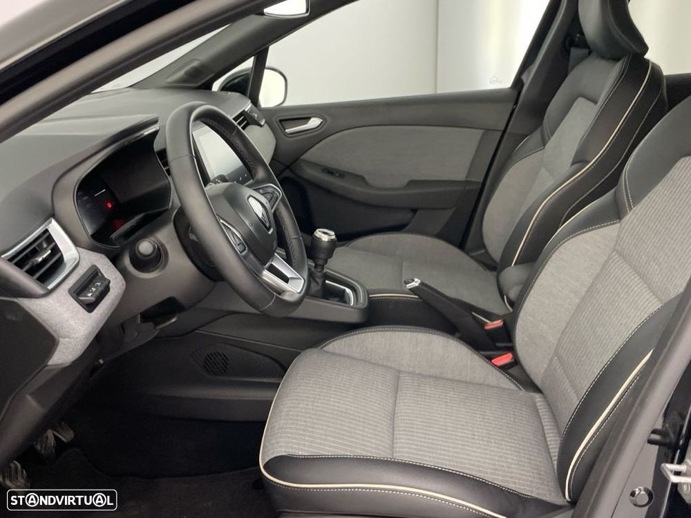 Renault Clio 1.0 TCe Techno — fotografia 11