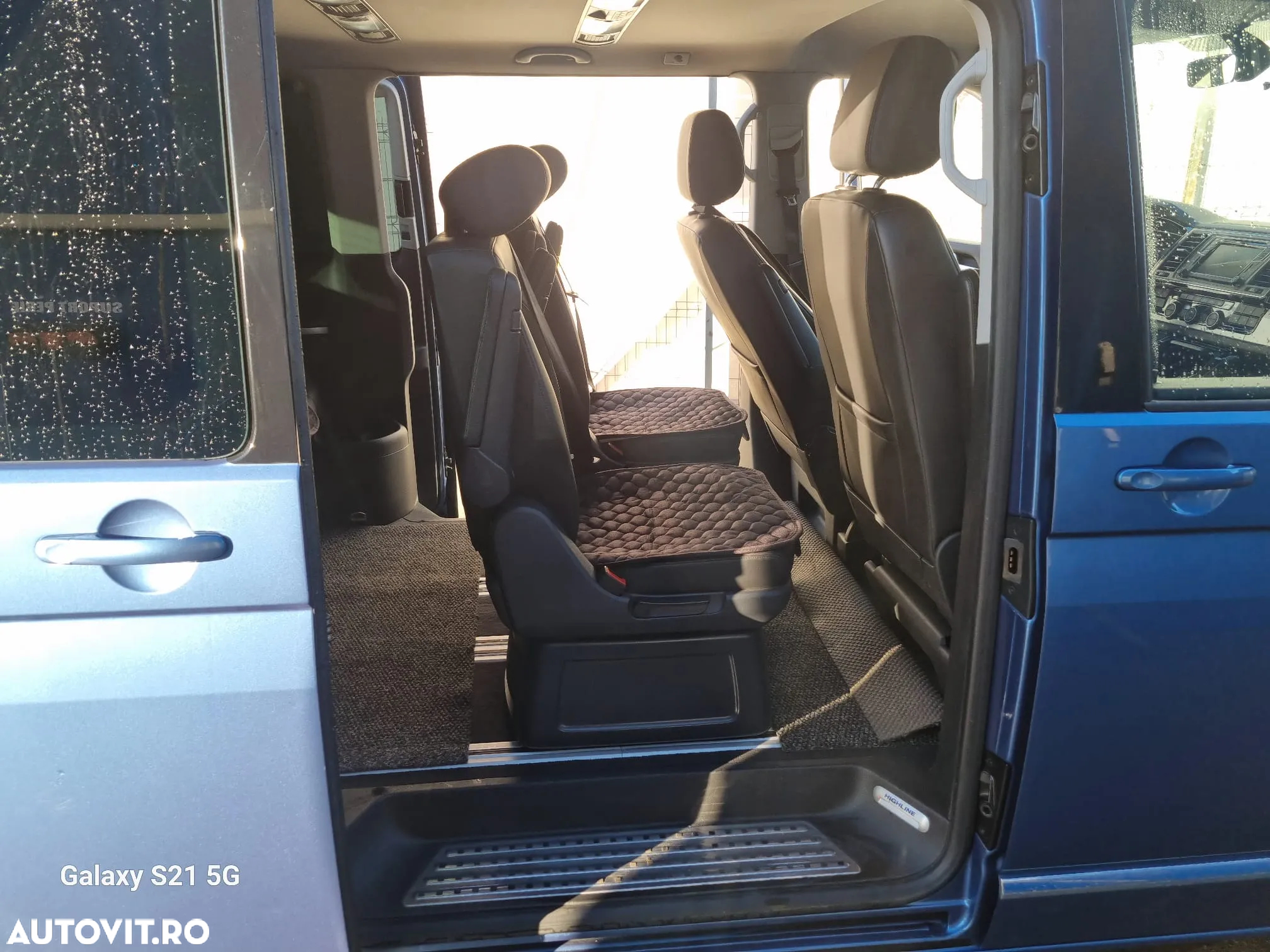 Volkswagen Multivan - 12