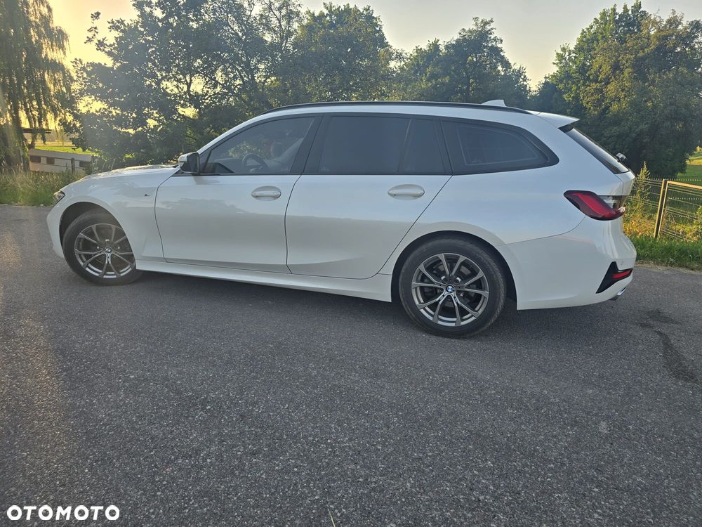 BMW Seria 3 320d mHEV M Sport - 3
