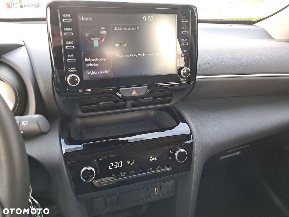 Toyota Yaris Cross Hybrid 1.5 Comfort - 27