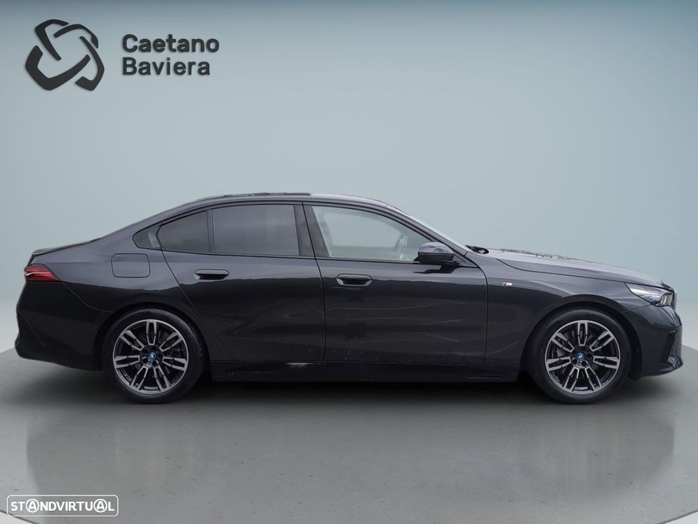 BMW i5 eDrive40 Pack Desportivo M - 9
