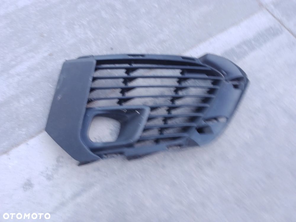 a Peugeot 5008 II kratka spoiler zderzaka chrom PRAWY 9814783677 - 2