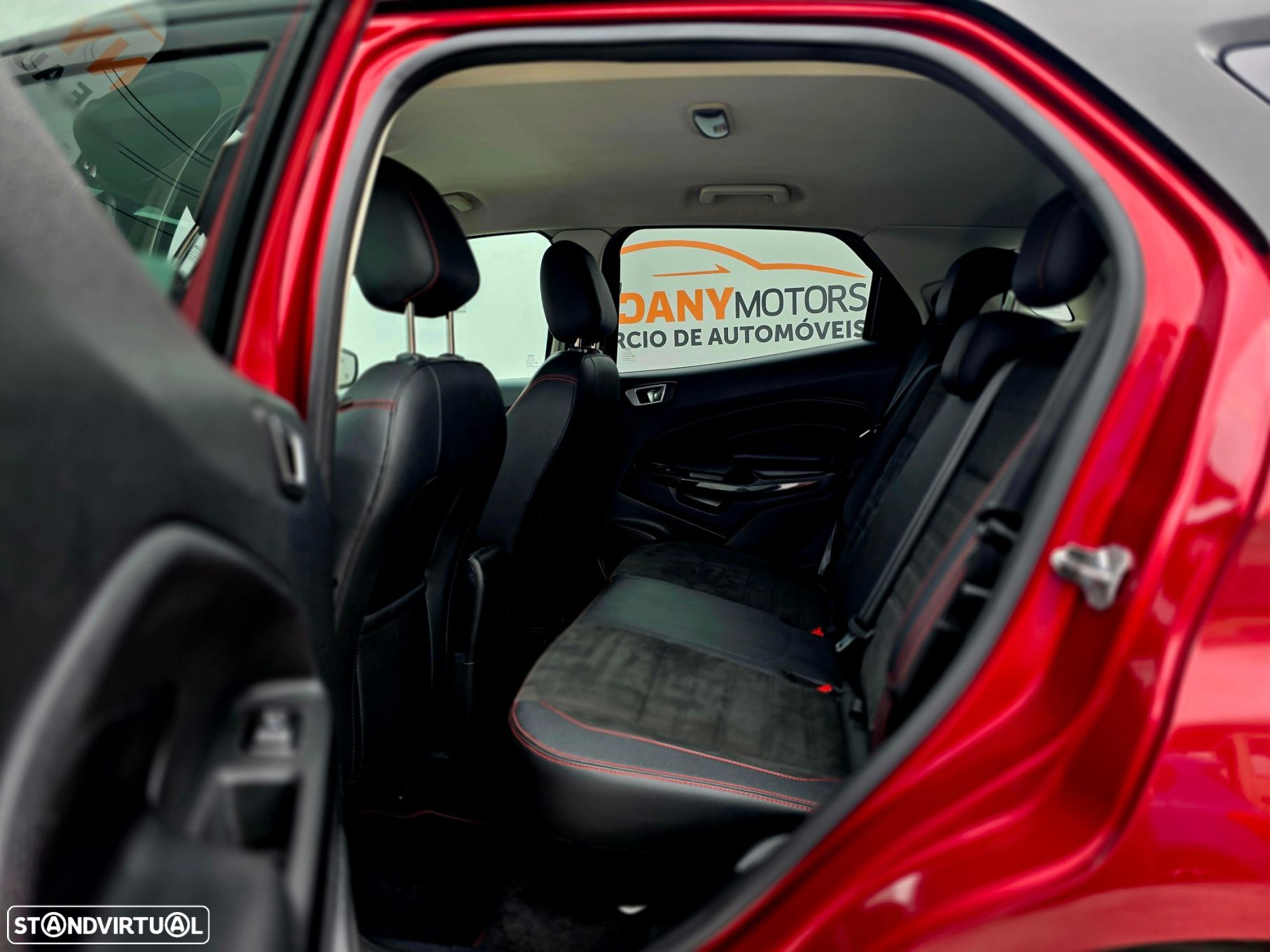 Ford EcoSport 1.0 EcoBoost ST-Line Black Edition - 8