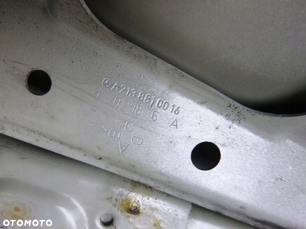 MERCEDES E KLASA W213 TURBO 4MATIC+ BŁOTNIK PRZÓD PRZEDNI PRAWY ORYGINAŁ - 11