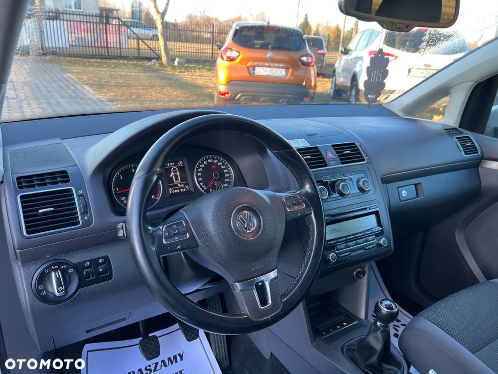 Volkswagen Touran 1.6 TDI DPF BlueMotion Technology Comfortline - 10