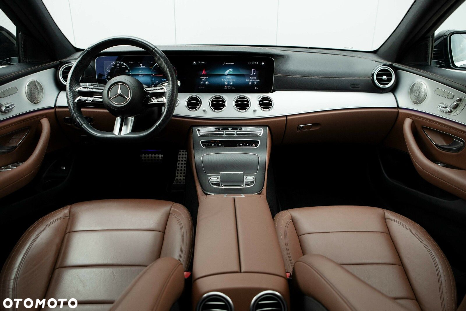 Mercedes-Benz Klasa E - 23