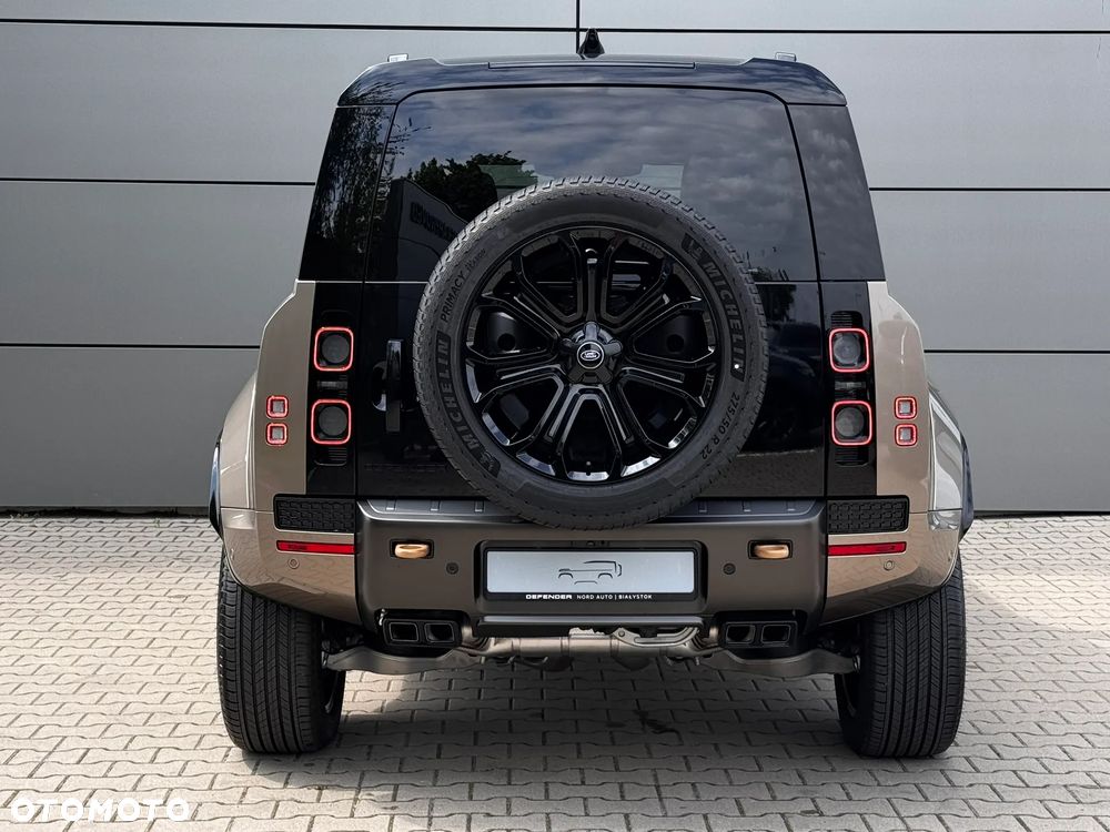 Land Rover Defender 4.4 P635 V8 mHEV Octa - 8