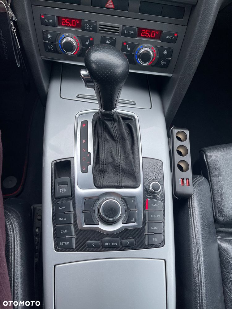 Audi A6 Avant 3.0 TDI DPF quattro tiptronic - 29