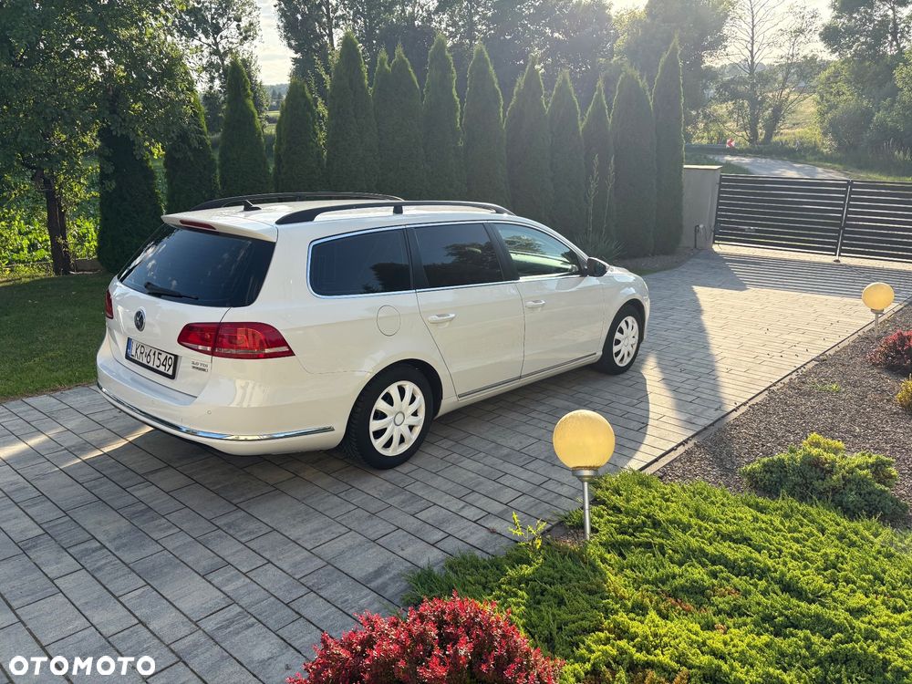 Volkswagen Passat Variant 2.0 Blue TDI SCR Comfortline - 2