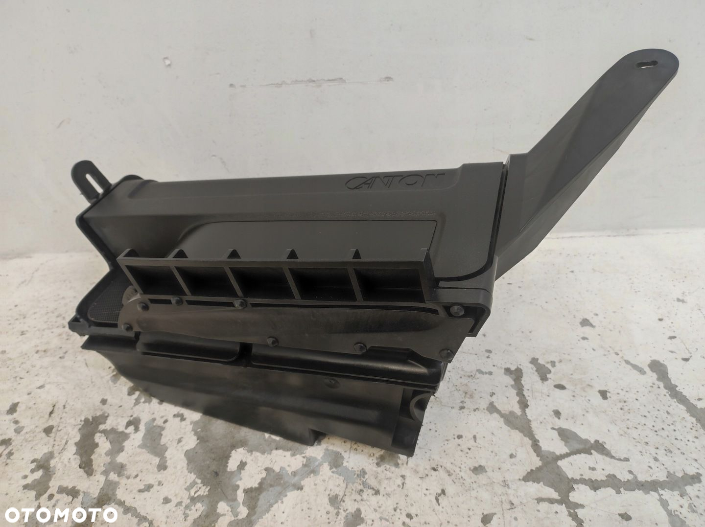Subwoofer głośnik niskotonowy Canton Octavia III 3 Lift - 2