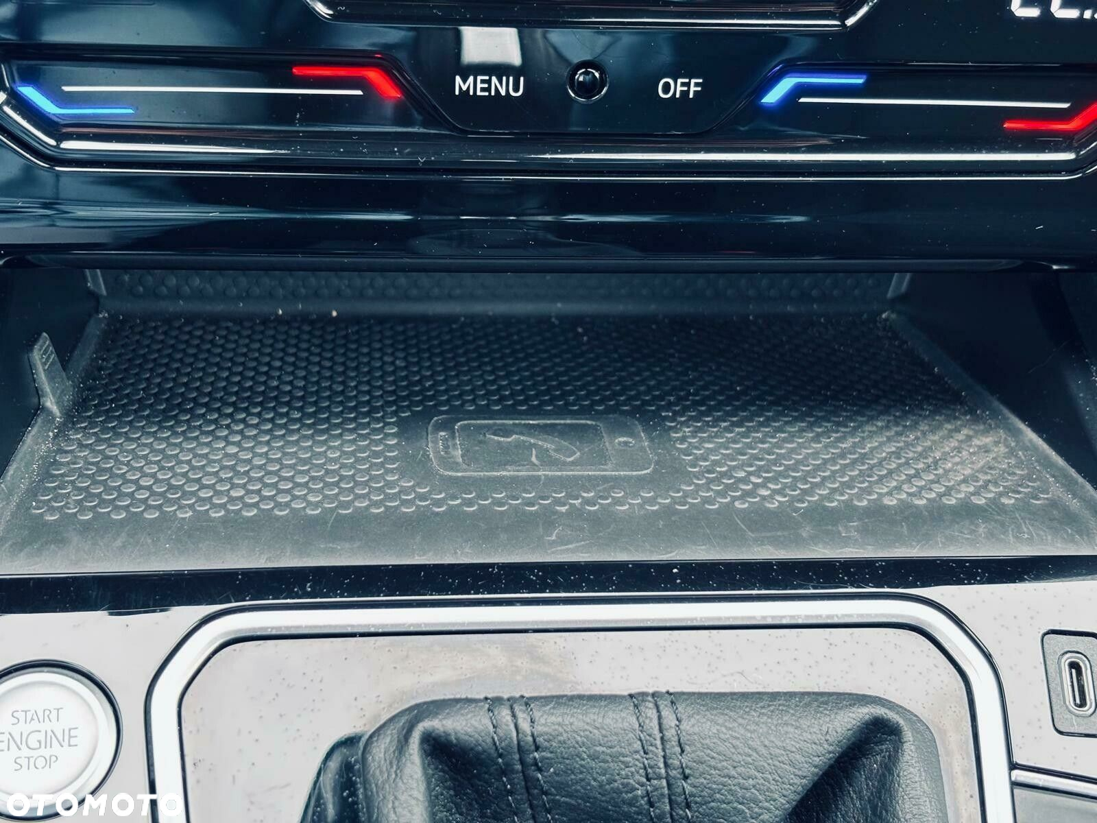 Volkswagen Passat - 32
