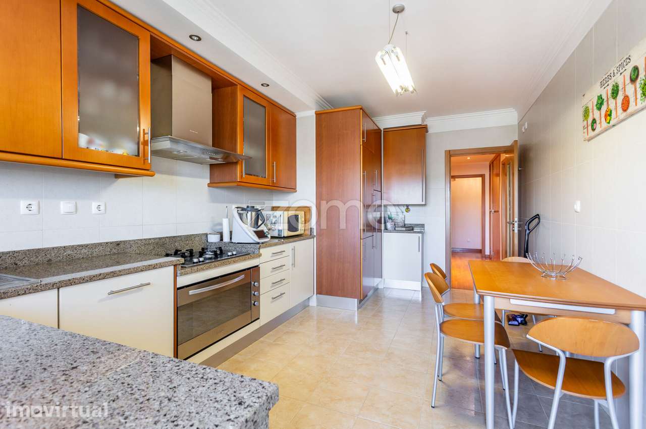 Apartamento T2 Mobilado para Arrendamento | Cascais - Grande imagem: 5/37
