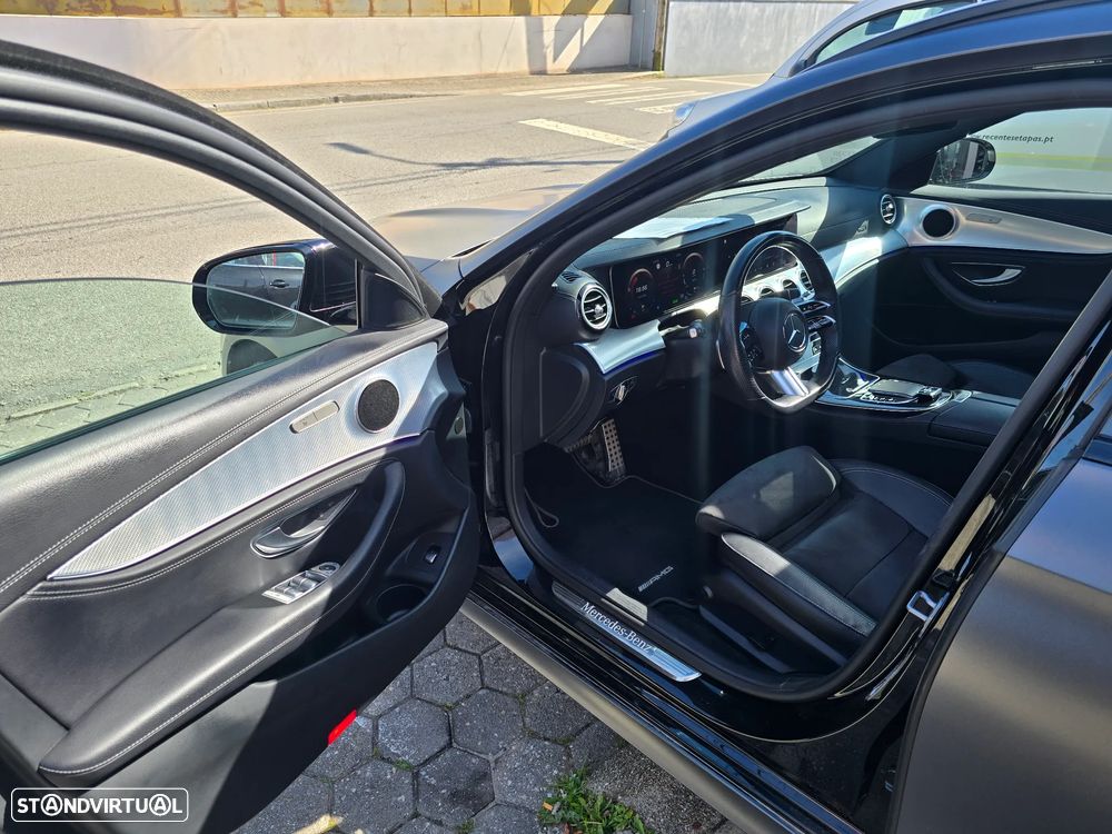 Mercedes-Benz E 300 de 4Matic 9G-TRONIC AMG Line - 10