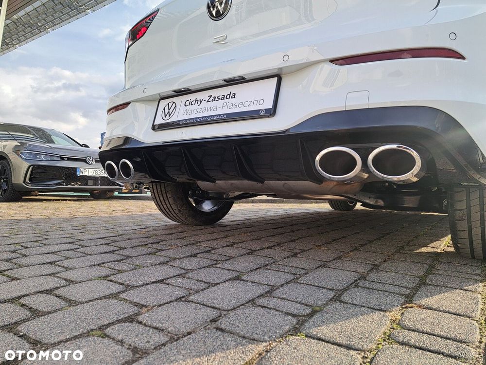 Volkswagen Golf VIII 2.0 TSI 4Motion R - 40