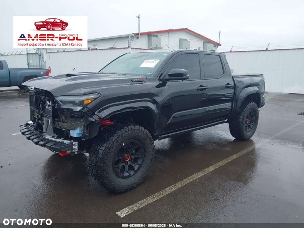 Toyota Tacoma - 1
