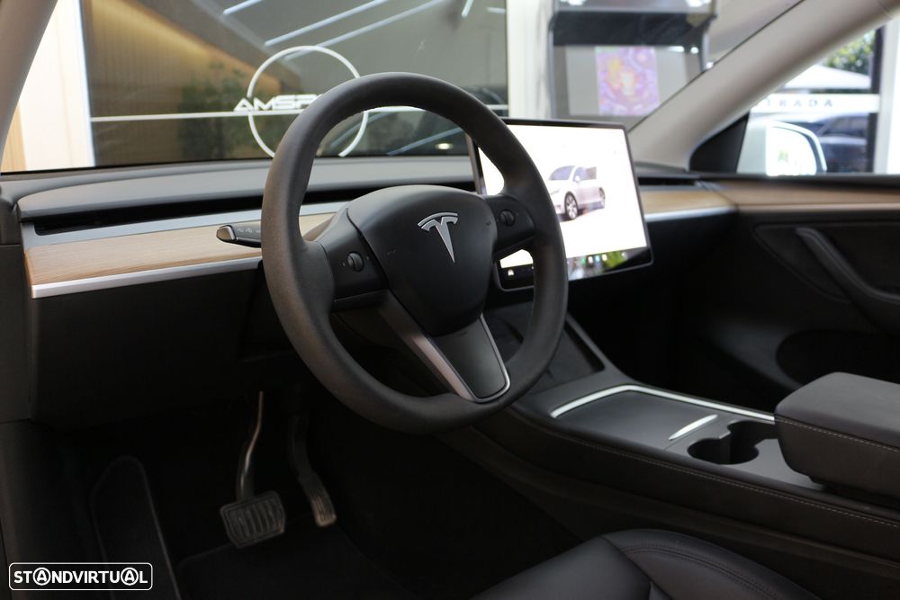 Tesla Model Y Long Range Tração Integral - 38