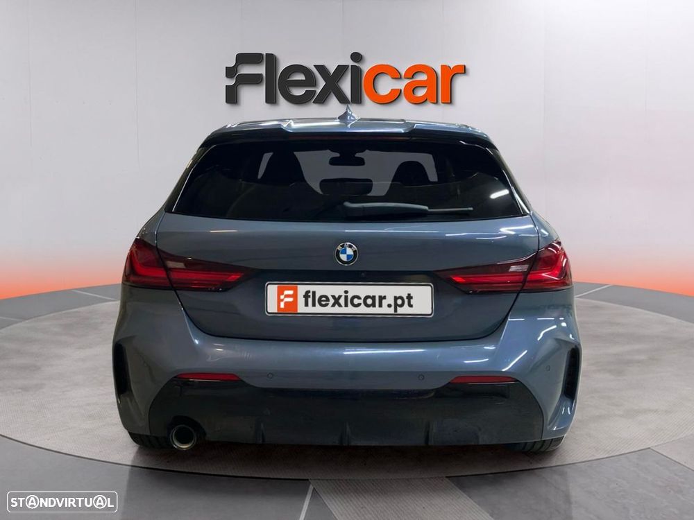 BMW 118 i Pack Desportivo M Auto — fotografia 5