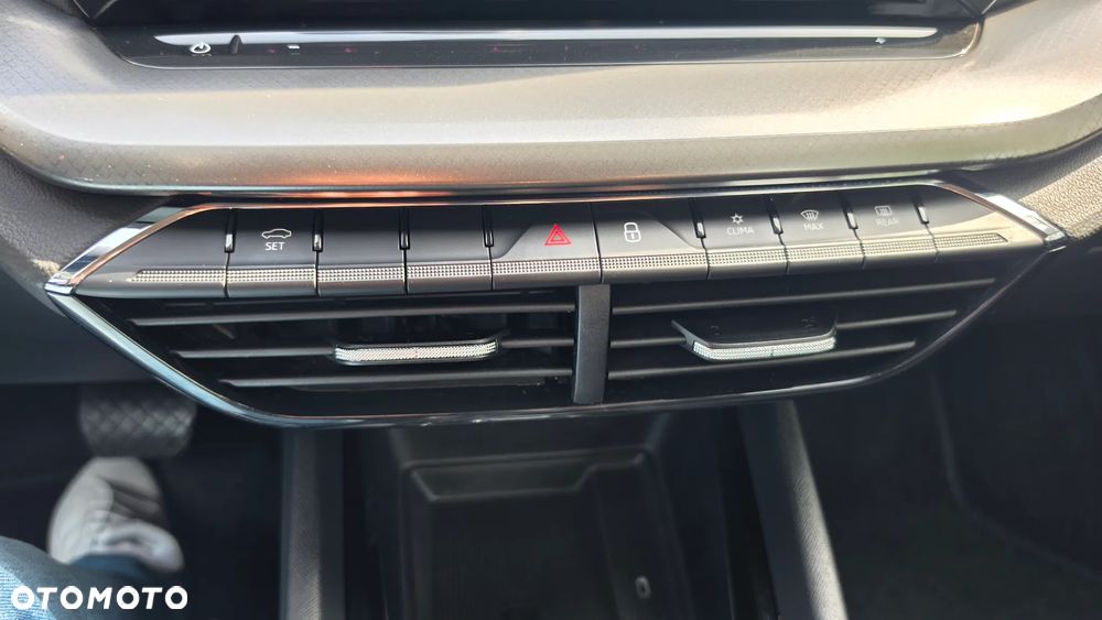 Skoda Octavia 2.0 TDI DSG Edition Plus - 24