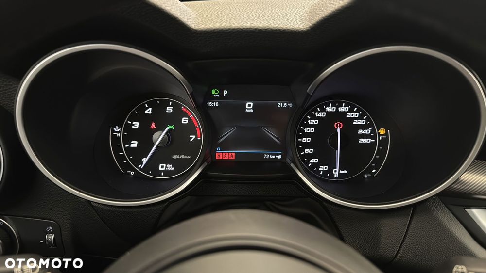 Alfa Romeo Stelvio 2.0 Turbo Veloce Q4 - 16