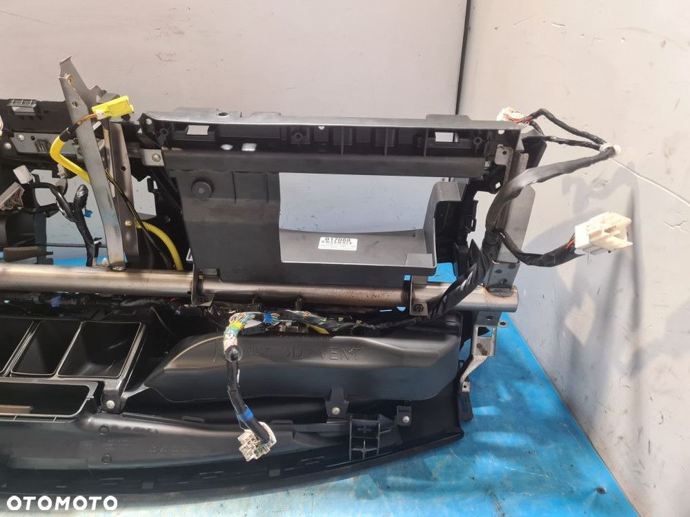 DESKA ROZDZIELCZA KOKPIT SUBARU III GH IMPREZA - 11