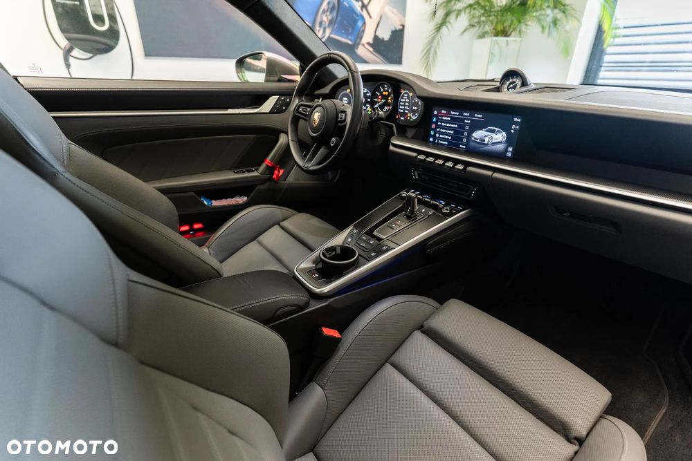 Porsche 911 Turbo S - 17