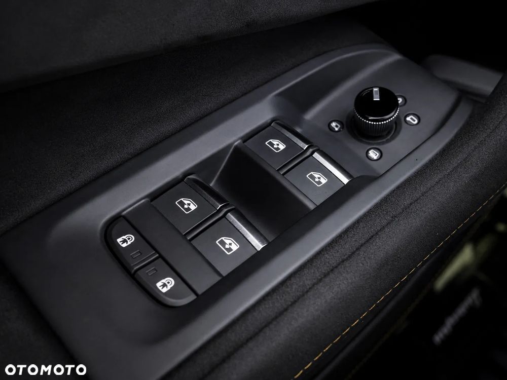 Lamborghini Urus - 24