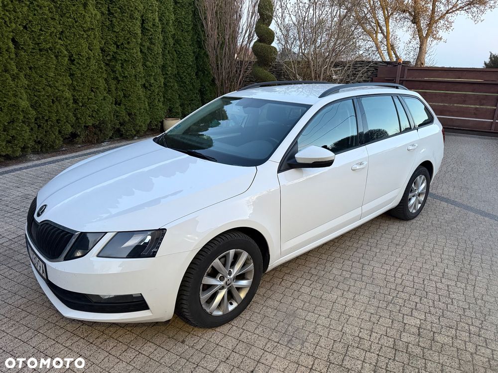 Skoda Octavia 1.6 TDI Ambition - 13