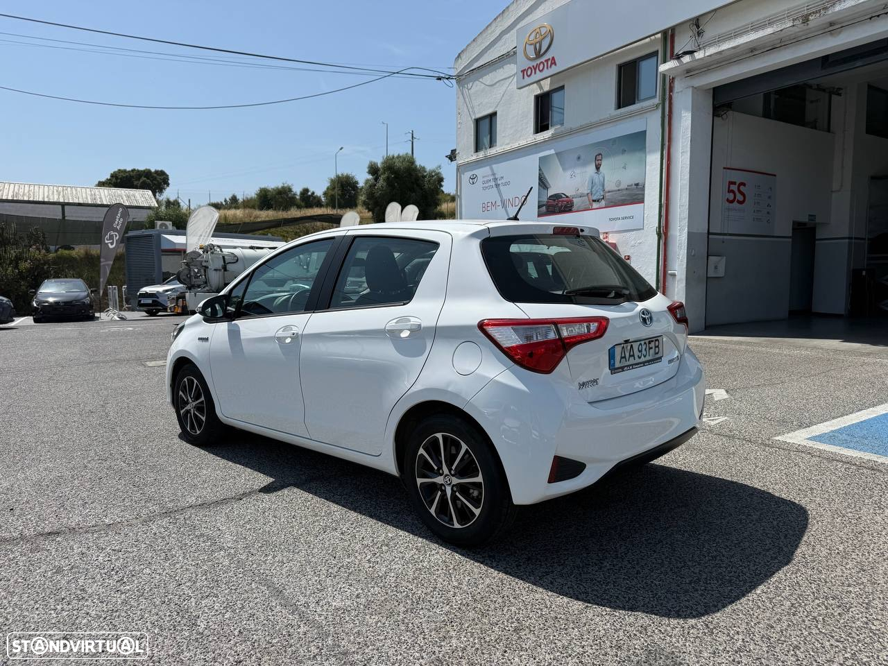 Toyota Yaris 1.5 HDF Premier Edition - 8