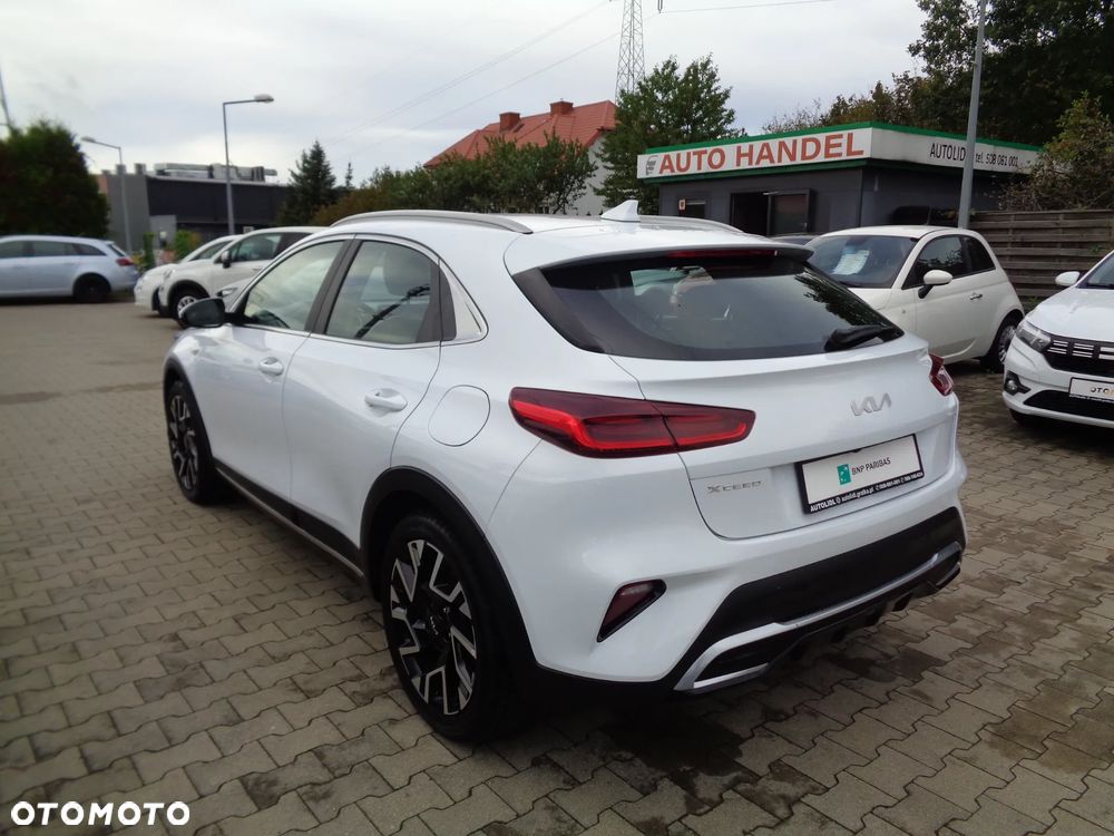 Kia XCeed 1.5 T-GDI Business Line DCT - 9