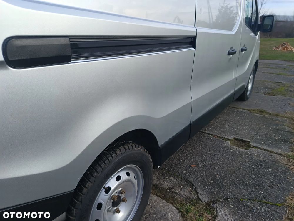 Opel Vivaro LONG L2H1 1.6 diesel 125kM 2018 rok SUPER STAN, ORGINALNY NISKI PRZEBIEG, NIE WYMAGA WKŁADU FINANSOWEGO!!! - 19