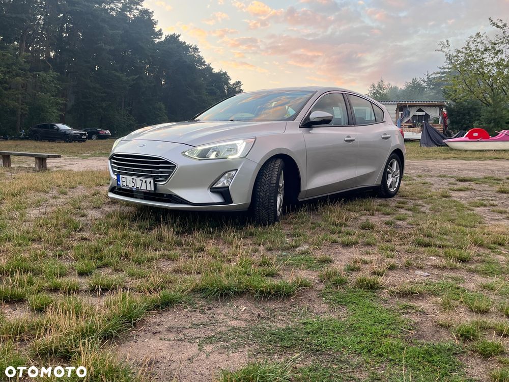 Ford Focus 1.5 TDCi SYNC Edition - 6