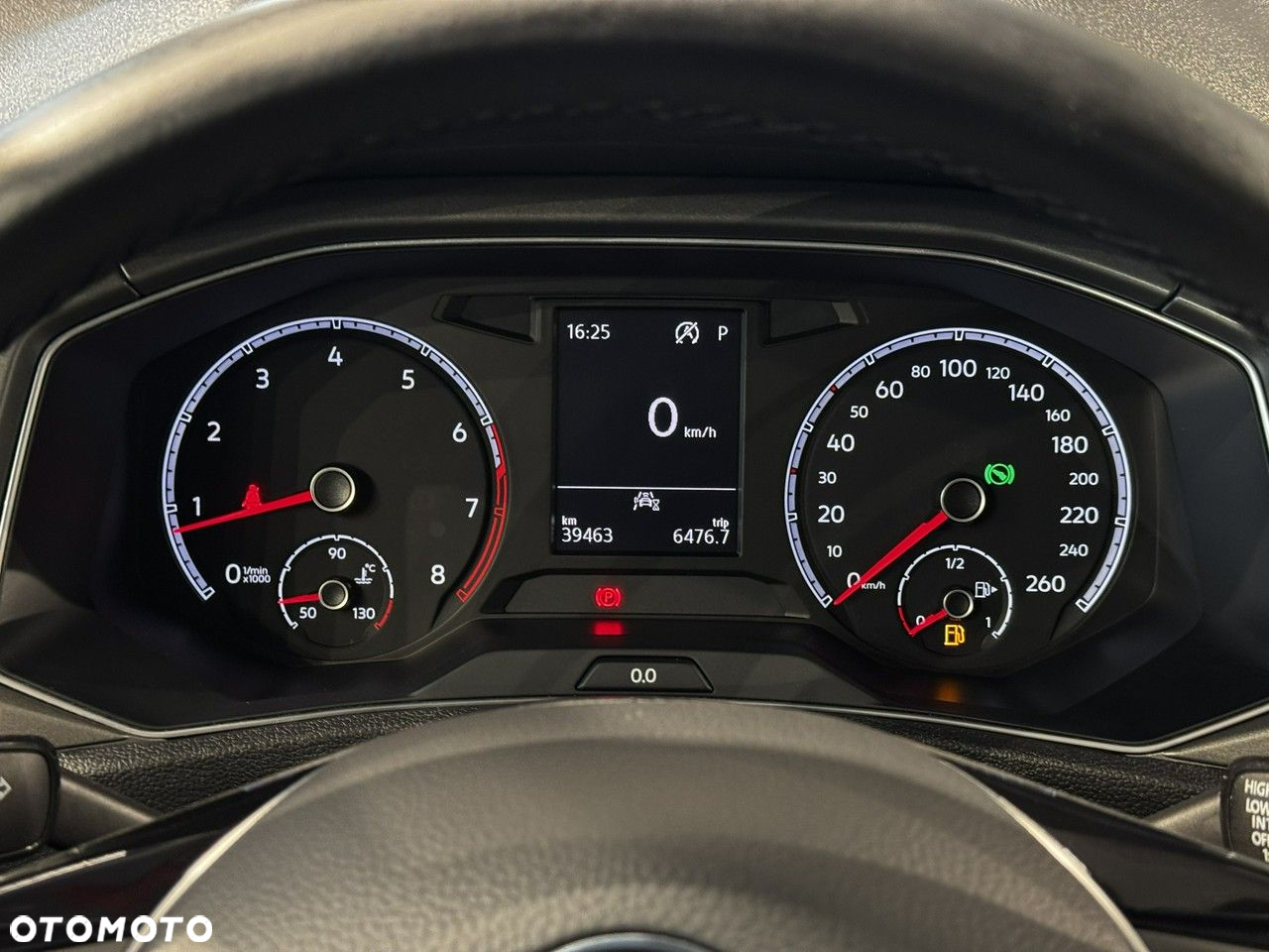 Volkswagen T-Roc - 23