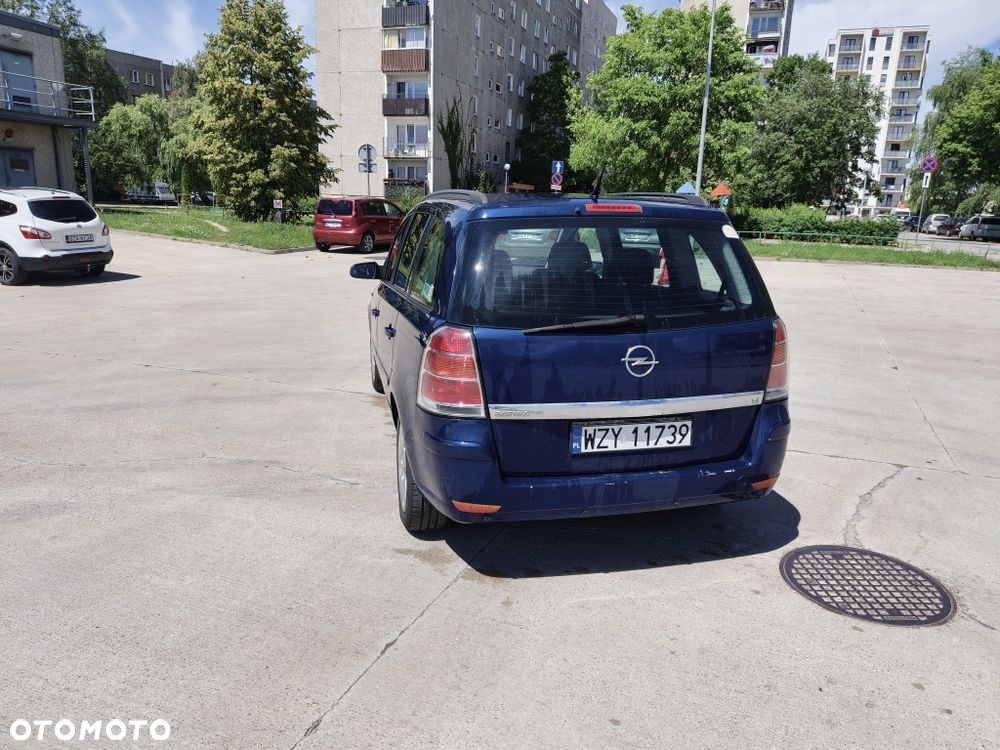 Opel Zafira - 4