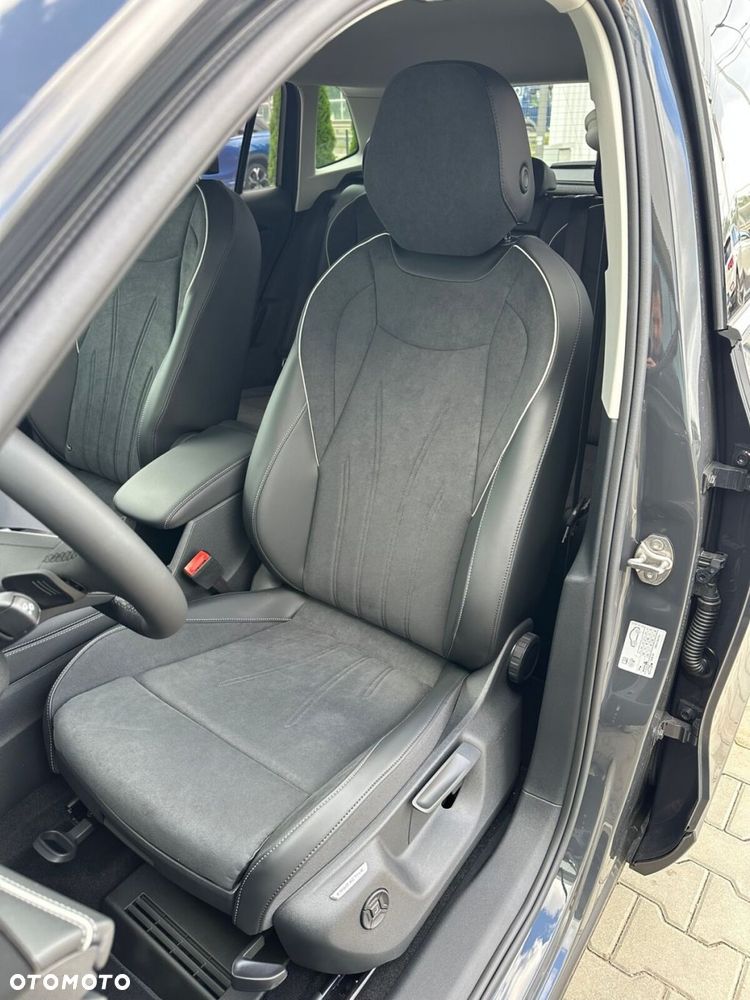Volkswagen Tiguan 1.5 eTSI Elegance DSG - 16