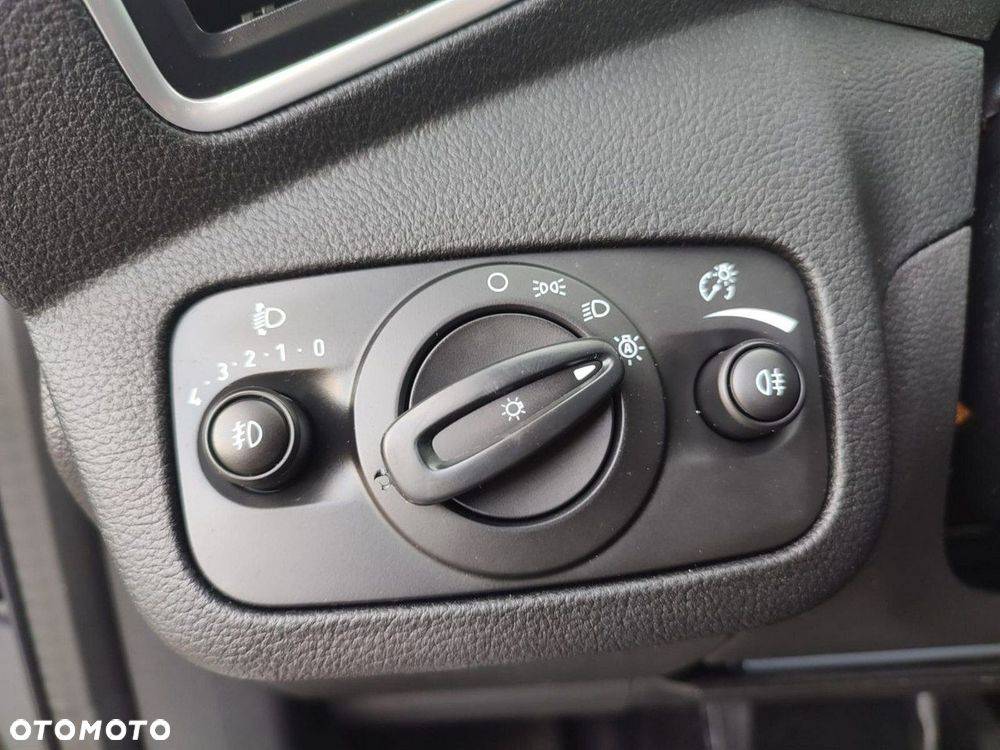 Ford Kuga - 19