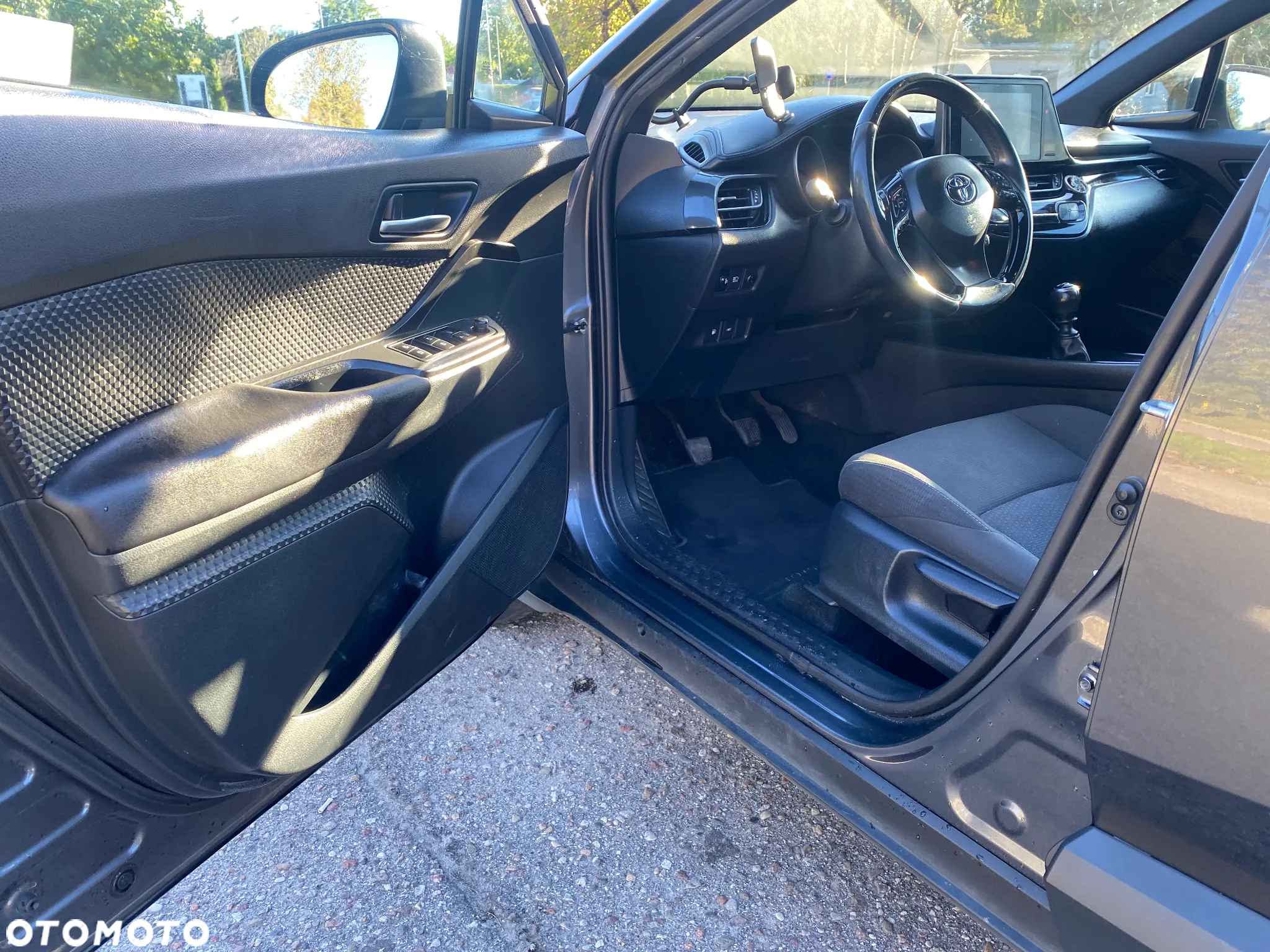 Toyota C-HR 1.2 T Active - 8