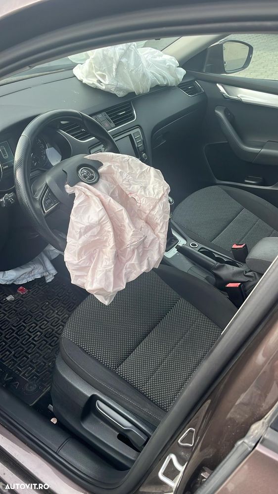 Skoda Octavia 1.6 TDI Active - 6