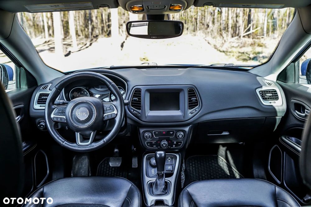 Jeep Compass - 8