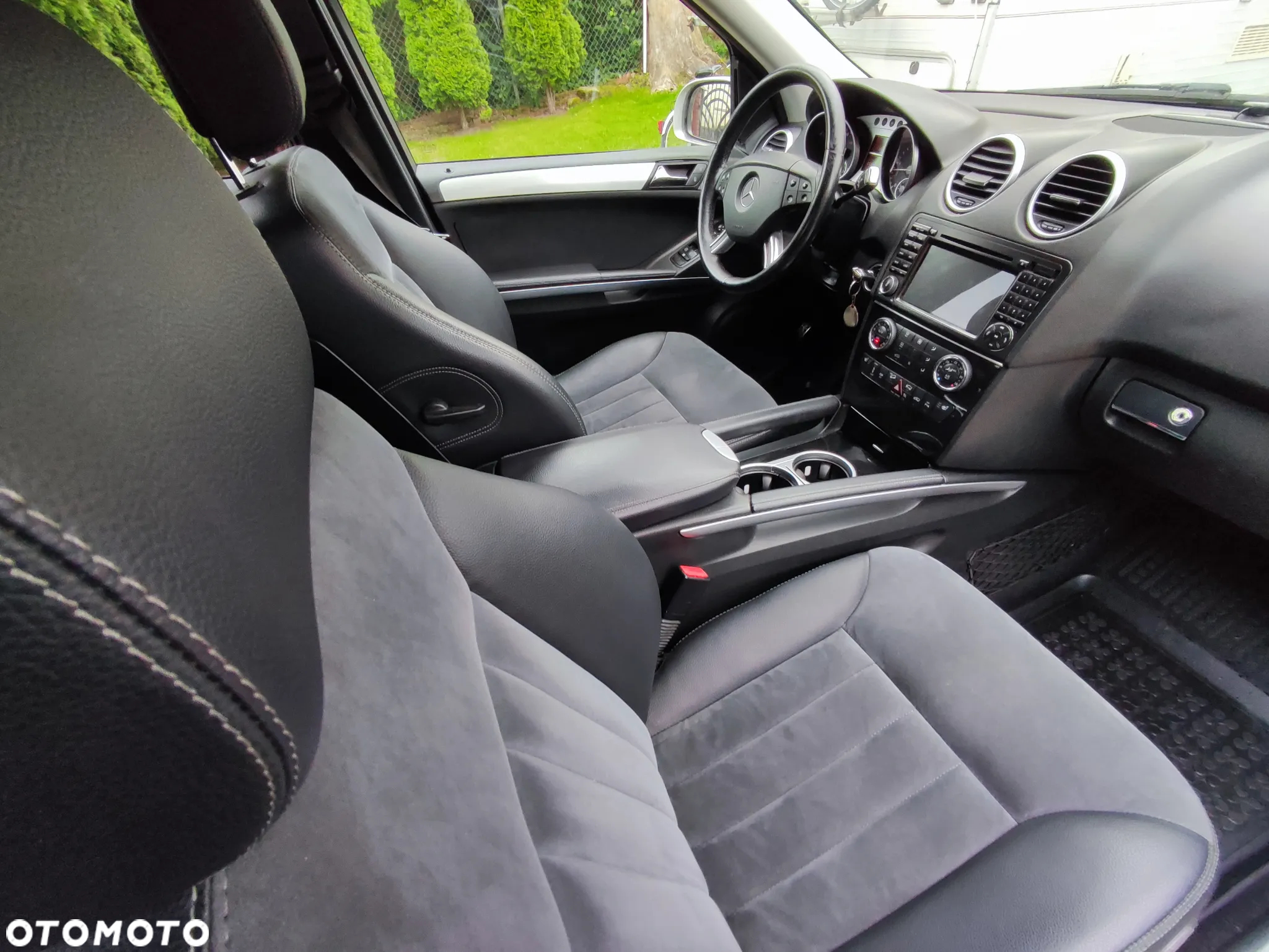 Mercedes-Benz ML 320 CDI 4Matic 7G-TRONIC - 27