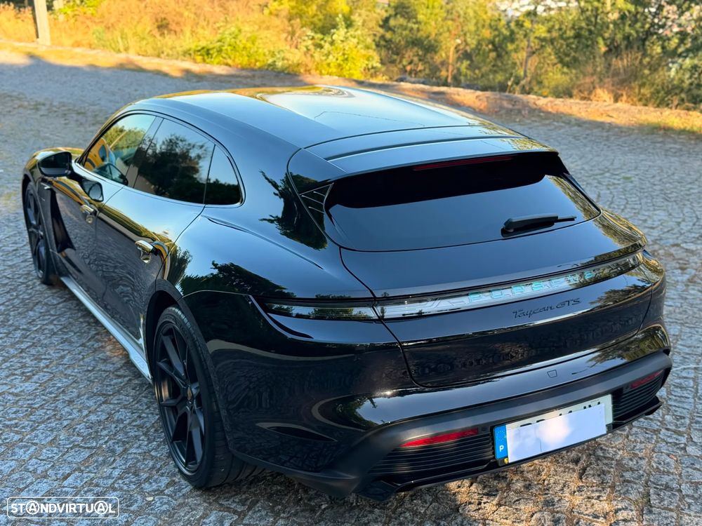 Porsche Taycan Sport Turismo GTS - 2