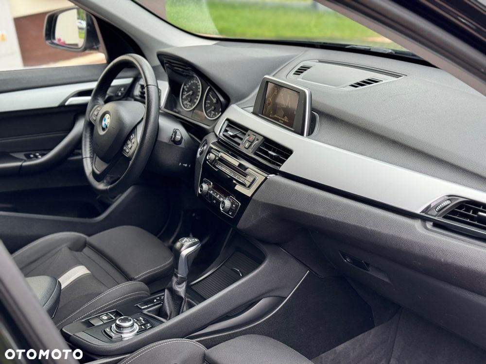 BMW X1 sDrive18d Advantage sport - 18