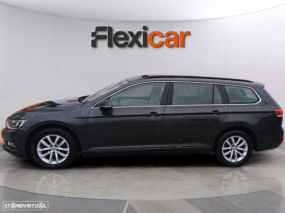 VW Passat Variant 1.6 TDI Confortline DSG - 4