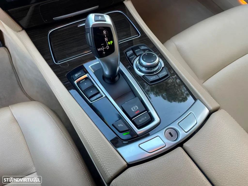 BMW 730 d - 40