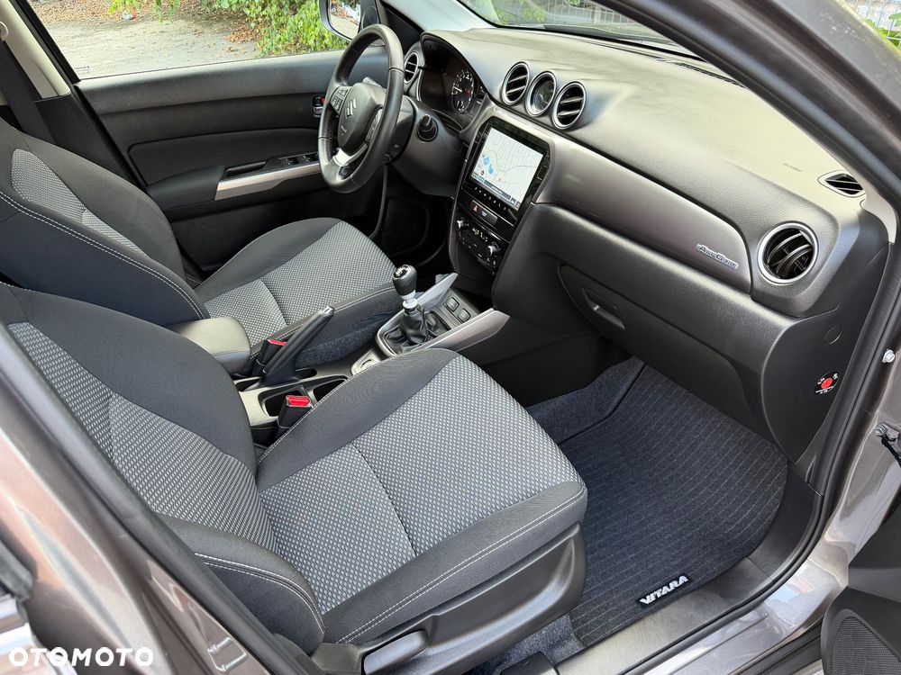 Suzuki Vitara 1.4 Boosterjet mHEV Elegance Sun 4WD - 12