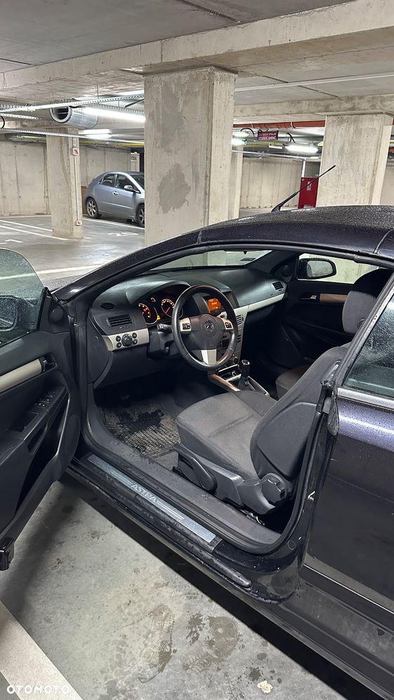 Opel Astra Twin Top 1.6 Edition - 1