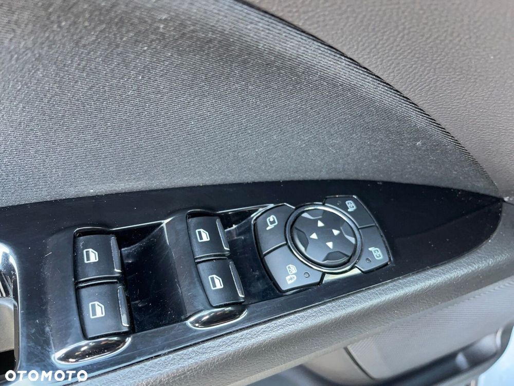 Ford Mondeo 2.0 TDCi Titanium PowerShift - 10