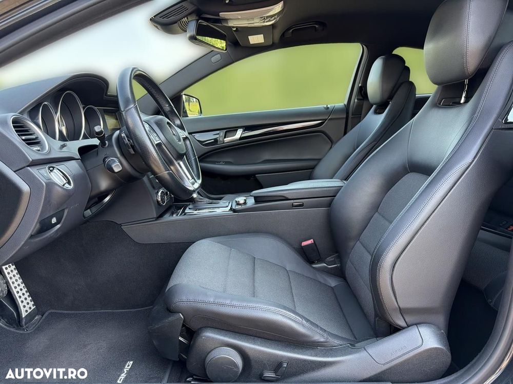 Mercedes-Benz C 250 CDI DPF (BlueEFFICIENCY) 7G-TRONIC - 22