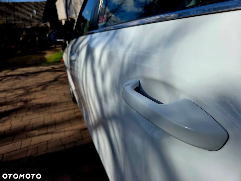 Kia Ceed 1.6 CRDi SCR M - 24