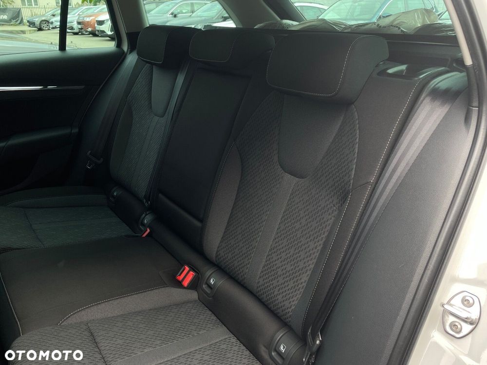 Skoda Octavia 2.0 TDI Style - 13