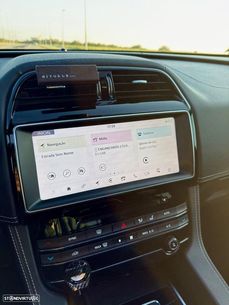 Jaguar F-Pace 20d AWD Aut. R-Sport - 39